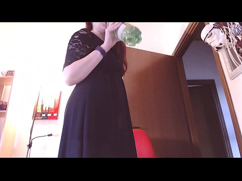 ❤️ Ein unterwürfiger Sklave, der schmutzige und üppige Höschen liebt, wird gezwungen zu masturbieren, nachdem er dieses Video gesehen hat! ☑ Quality porn bei uns ❌️❤