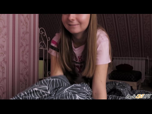 ❤️ Blondie saugt ihre BFF's tief und bekommt Sperma in den Mund ☑ Quality porn bei uns ❌️❤
